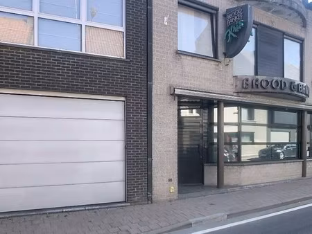 commercieel te koop in staden