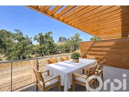 appartement t4 traversant de 83 m² avec terrasse et deux stationnements – parc ducup