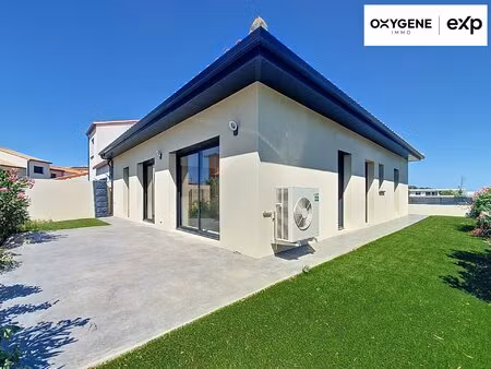 maison moderne de plain pied  3 chambres  garage et jardin