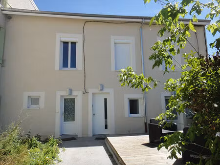 location appartement 1 pièce  21.12m²  bourg