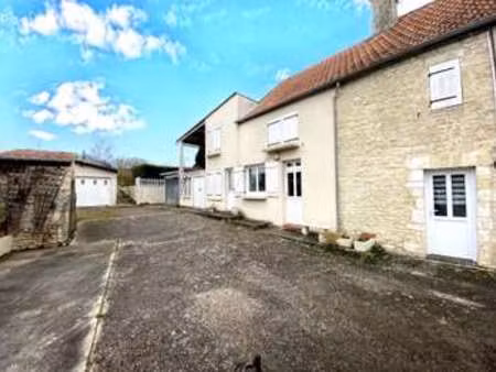 vente maison à vienne-en-bessin (14400) : à vendre / 116m² vienne-en-bessin