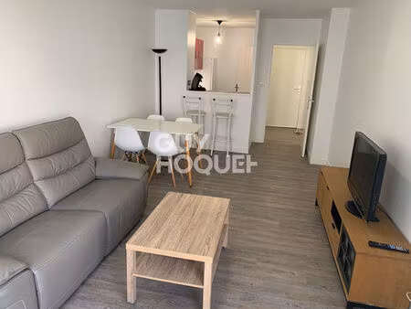 superbe t2 meuble 47 m2 + box + cave