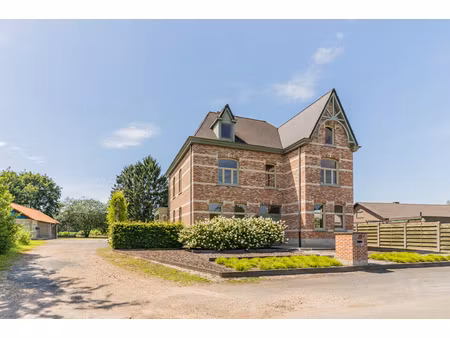 huis te koop in dessel met 4 slaapkamers