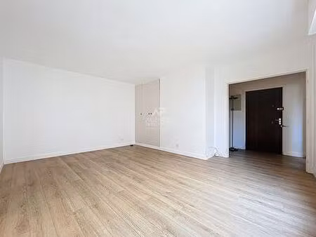 village appartement meublé 2 pièces 47.96m²