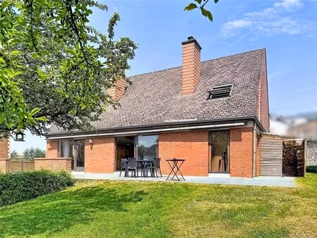 villa à vendre à rue des combattants 15 froidchapelle (vbe45625)