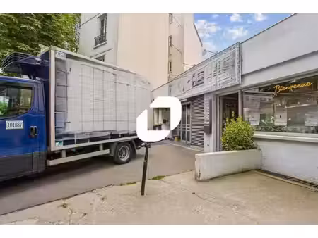 vente bureaux 607 m²