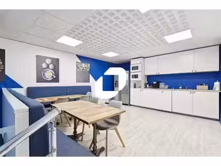 vente bureaux 708m²