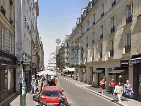 location commerce paris 75007 45m²