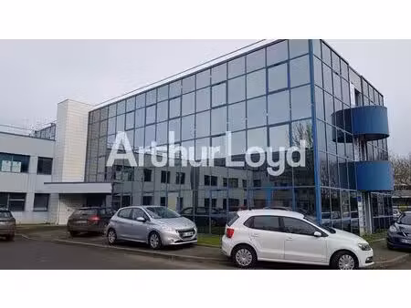 location bureaux 153 m²