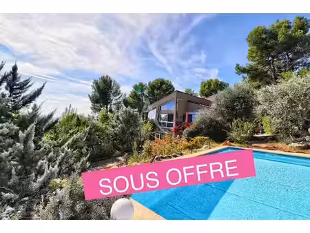 vente villa 17 pièces 393.78 m² à pierrevert (04860)  550 000 €