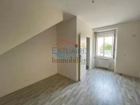 location appartement t1 à nort-sur-erdre (44390) : à louer t1 / 17m² nort-sur-erdre