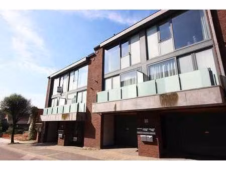 appartement au rez-de-chaussée avec un rendement élevé (6...