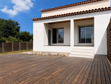vente maison 6 pièces 142.1 m² à aubagne (13400)  494 000 €