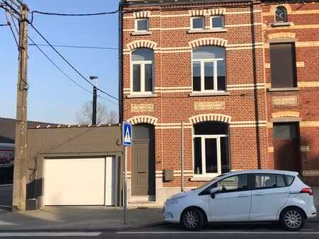 magnifique maison au coeur de nivelles (49 caractères)