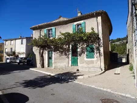 exclusivité  niozelles à 5 minutes de forcalquier - ancien bar du village