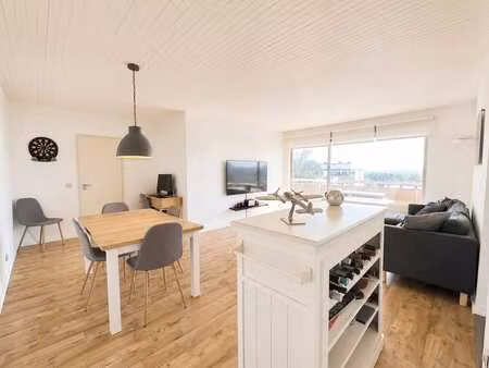 bel appartement avec vue dégagée !