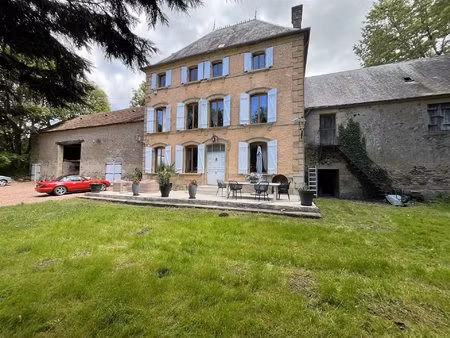 manoir avec grand terrain