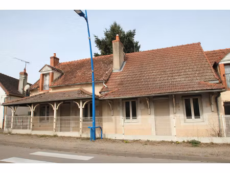 saint léger des vignes  maison de plain pied