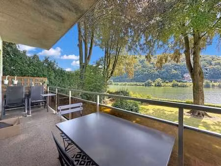 appartement avec vue imprenable sur la meuse