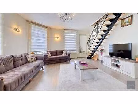 triplex en excellent état avec jardin