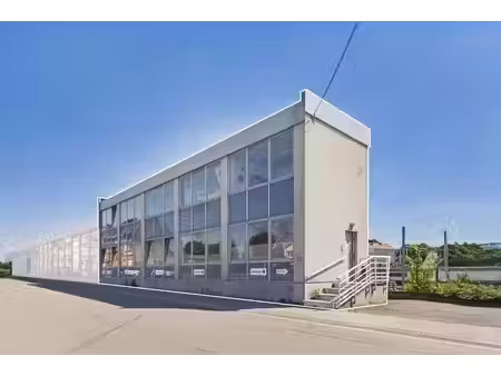 bureau de 193 m² idéalement situé à tournai !