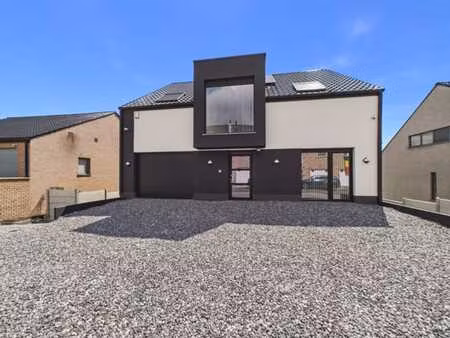 villa d'exception entièrement domotisée – peb a++ – 409 m²