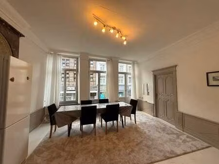 appartement lumineux à louer en plein centre-ville d'eupen