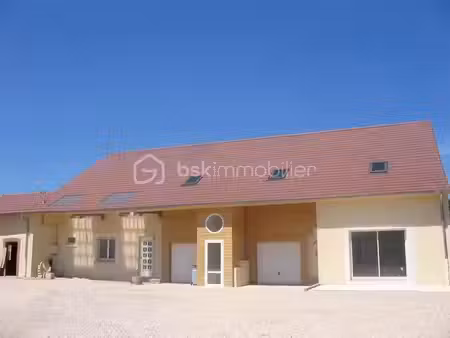 vente ferme 6 pièces 370 m² à saint-aubin (39410)  580 000 €