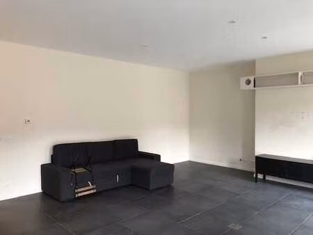toison d'or! superbe appartement non meuble 2 chambres + ter
