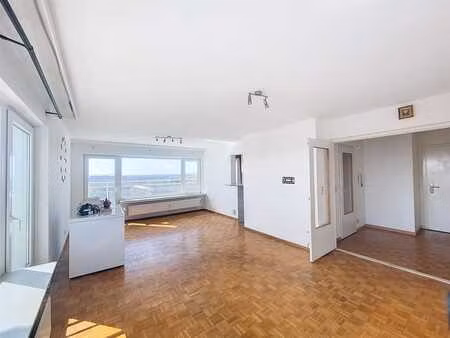 appartement 3 chambres+ cave
