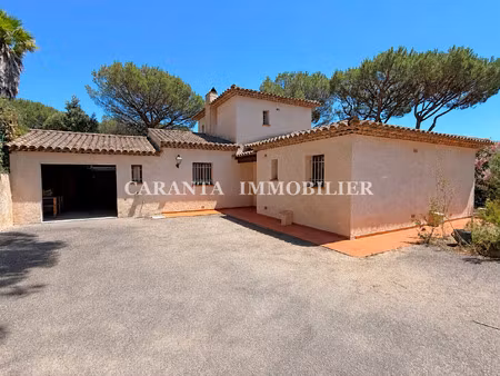 vente villa 4 pièces sainte-maxime proche centre ville avec