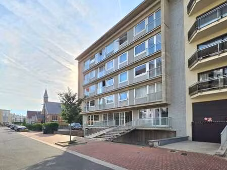 appartement spacieux de plus de 2 chambres (83m2) avec cave