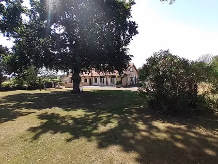vente ferme 8 pièces 310 m² à manciet (32370)  756 000 €