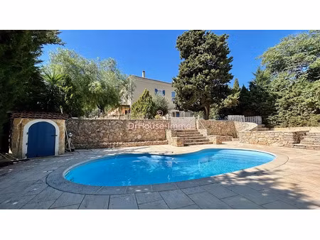 vente maison 8 pièces 211 m² à toulon (83000)  760 000 €