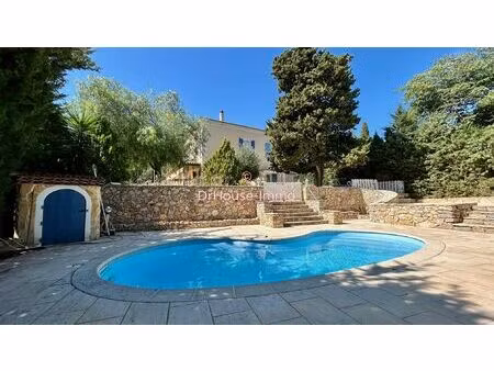 maison de maître avec piscine