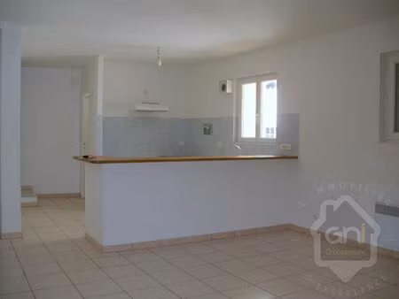 a louer appartement t4 à rians