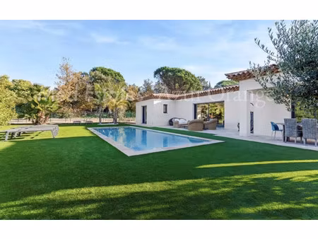 villa de luxe à vendre à le plan-de-la-tour