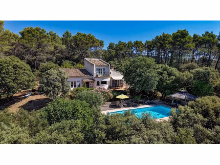 vente villa 6 pièces 225 m² à flayosc (83780)  860 000 €