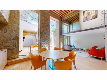 maison de luxe à vendre dans le quartier croix paquet