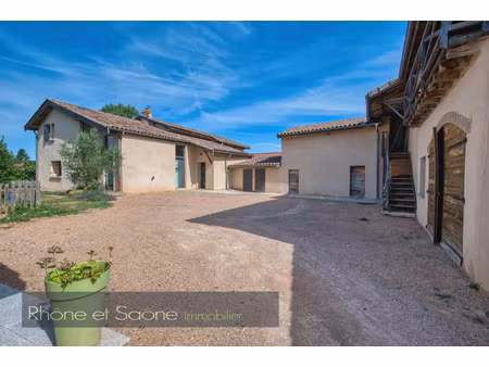 vente maison 6 pièces 235 m² savigneux (01480)