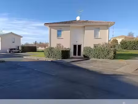 vente appartement 2 pièces 46.66 m² à blaye (33390)  86 800 €
