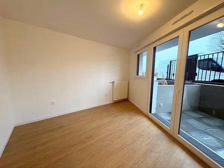 location appartement 1 pièce 32.9 m² à lagny-sur-marne (77400)  679 €