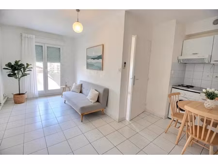 vente appartement 2 pièces 29.65 m² à marseille 5ème (13005)  145 000 €