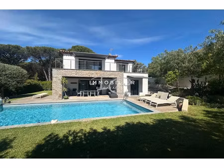 vente maison 6 pièces 150 m² à cavalaire-sur-mer (83240)  1 260 000 €