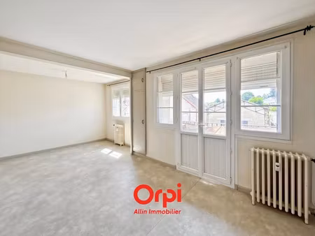 vente appartement 3 pièces 56.98 m² à montluçon (03100)  35 000 €