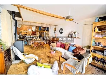 deux appartements t4 + t2 & 38 greniers aménageables + cave