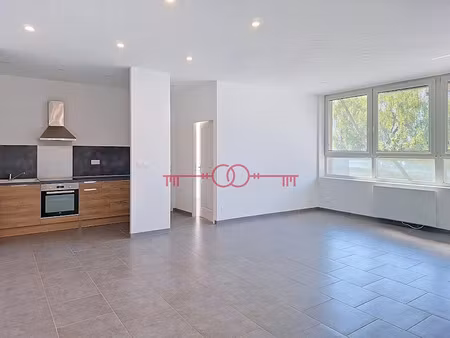 vente appartement 5 pièces 97.3 m² à chalons-en-champagne (51000)  159 000 €