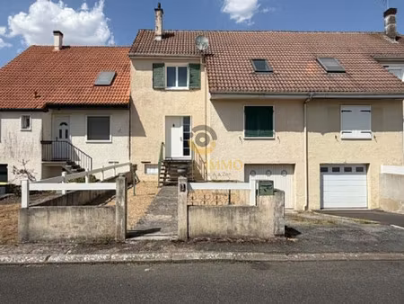 maison idéalement située  à proximité de toutes les commodit