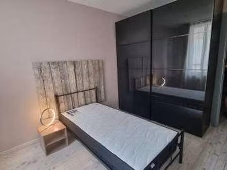 location appartement 4 pièces meublé à digne-les-bains (04000) : à louer 4 pièces meublé /