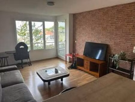 location appartement 2 pièces à lille (59000) : à louer 2 pièces / 42m² lille